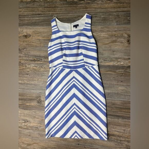 The Limited Dresses & Skirts - The Limited Womens Dress 10 White Blue Striped Sleeveless Square Neck Back Zip